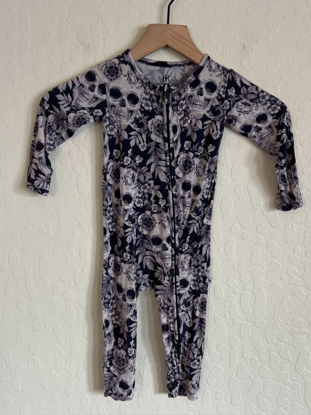 Bums & Roses Skull Print Bamboo One Piece Zip Up Footie Pajamas 18-24 Months